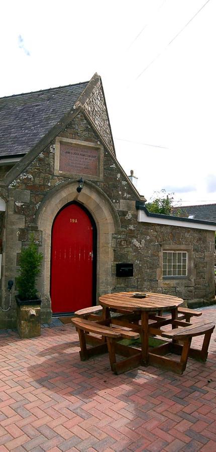 James John Hamilton House And Backpacker Hostel Fishguard Exterior foto